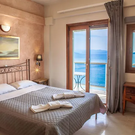 Mari & Maisonettes تولو