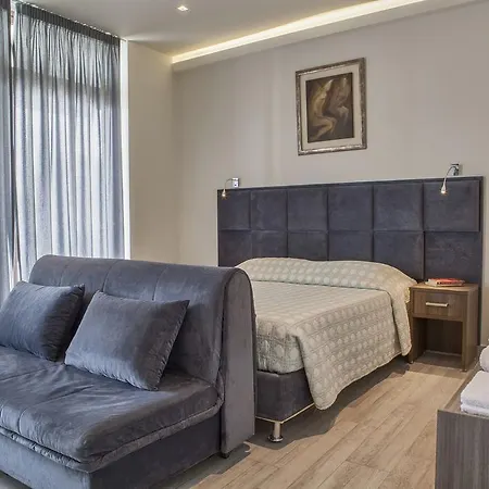 דירה Mari & Maisonettes טולון