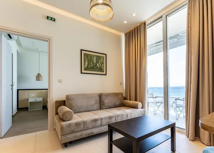 Mari & Maisonettes شقة