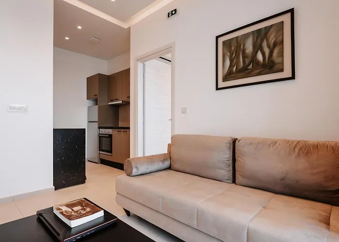 شقة Mari & Maisonettes *