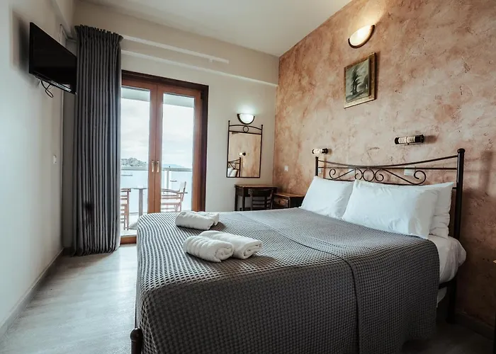 Mari & Maisonettes شقة *