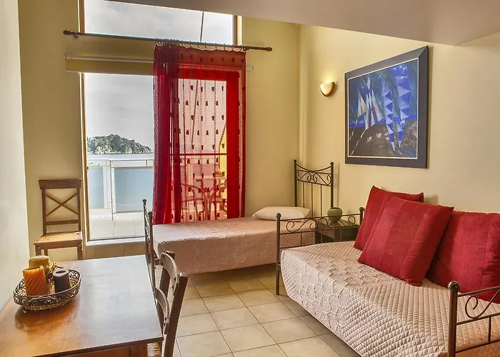 Mari & Maisonettes *