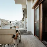 Mari & Maisonettes *