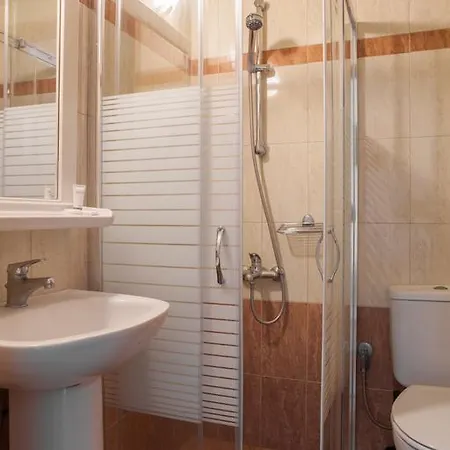 Apartament Mari & Maisonettes