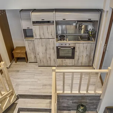 Apartment Mari & Maisonettes