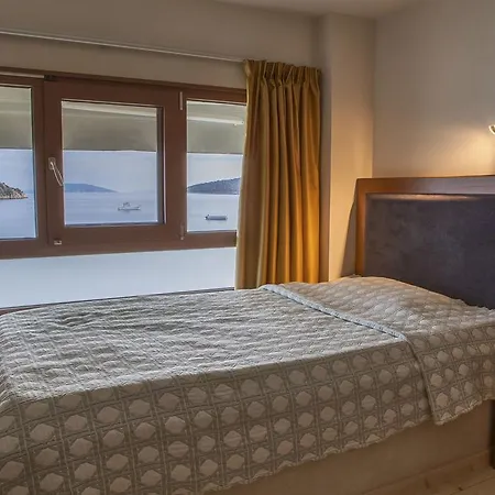 Apartament Mari & Maisonettes Tolón