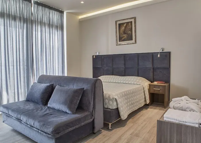 דירה Mari & Maisonettes טולון