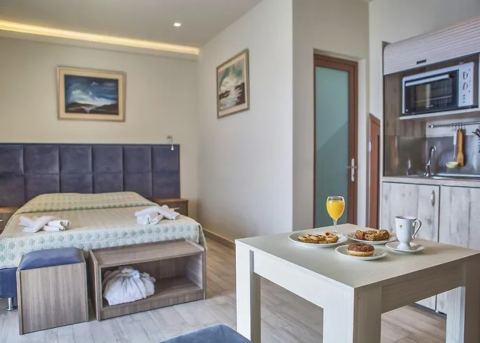 דירה Mari & Maisonettes